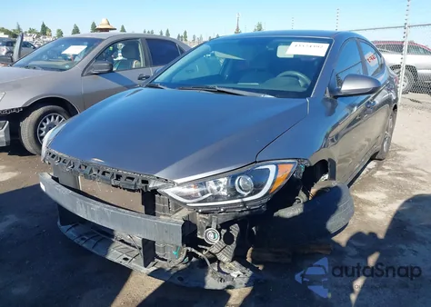 2018 Hyundai Elantra Sel z USA, uszkodzony, nr VIN 5NPD84LF8JH239897
